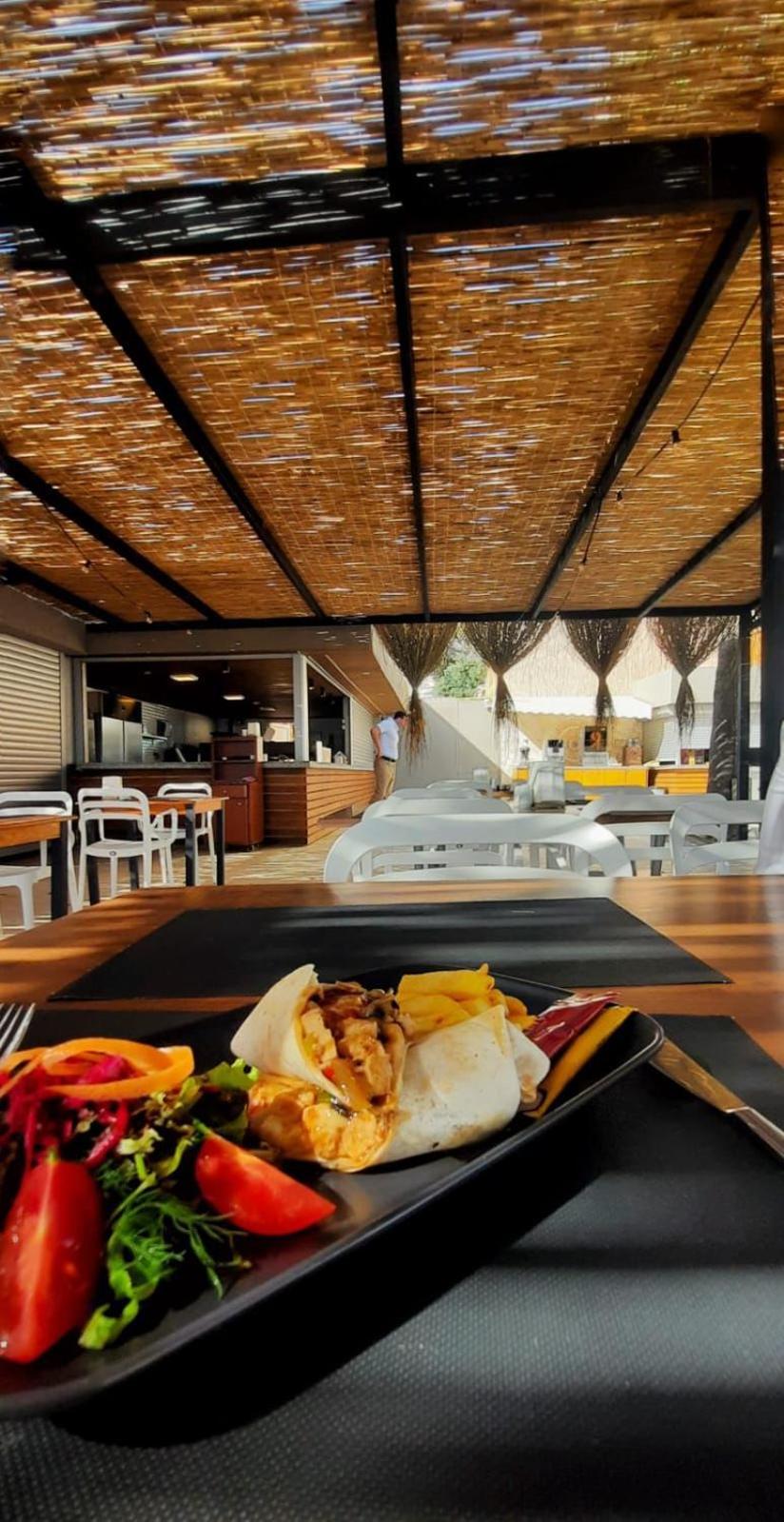 Anitas Hotel Konaklı Exteriér fotografie